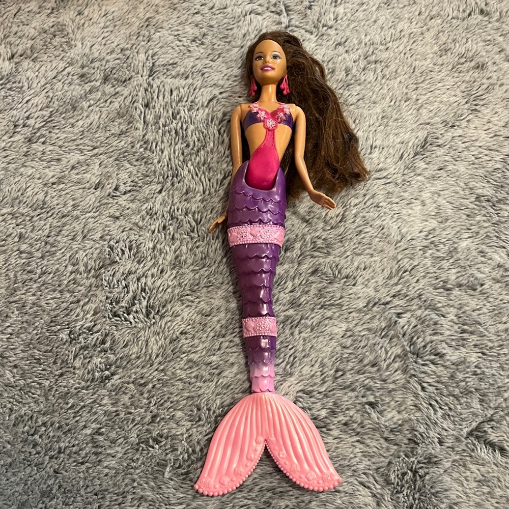 😈3/30$ 2009 Barbie A Mermaid Tale mermaid Teresa Read